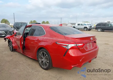 2020 Toyota Camry Se z USA, uszkodzony, nr VIN 4T1M11AK3LU320300